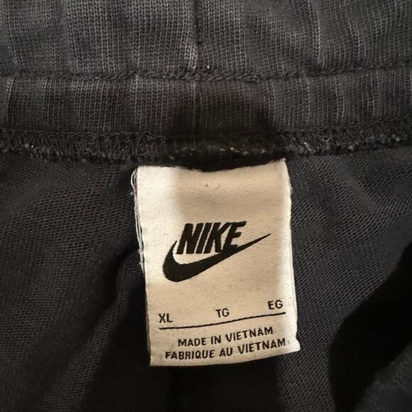 Nike Women's Black Joggers-tracksuits - Picture 3 of 4